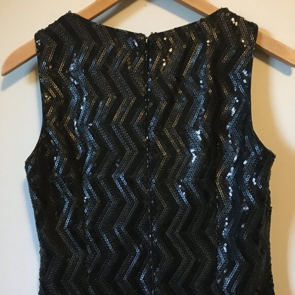Art Deco Banana Republic Black Zig-Zag Sequin Sleeveless Shift Dress - Picture 5 of 13